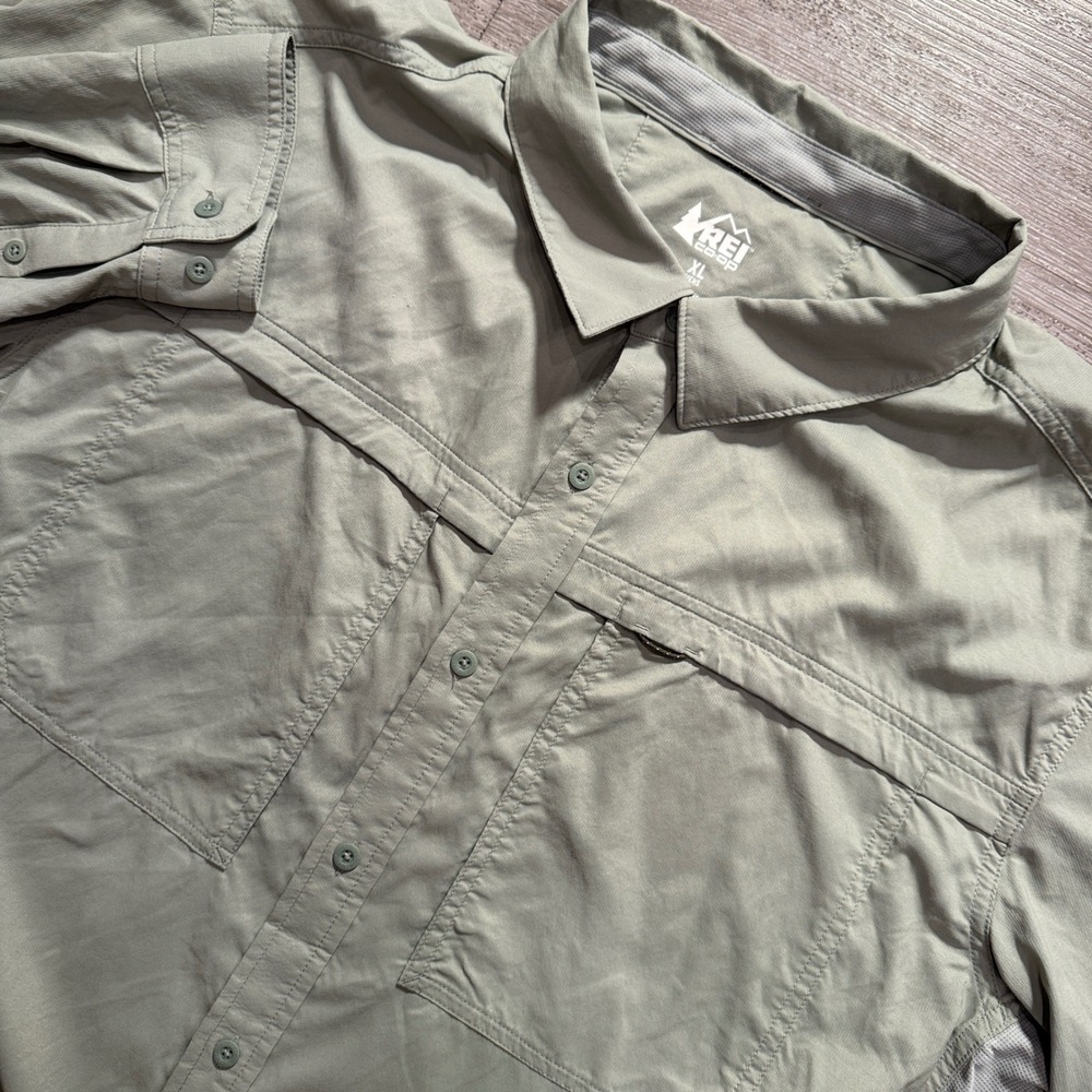 REI Co-op Shirt Men XL Green Nylon Safari Vented Hiking Outdoor Gorpcore Utility